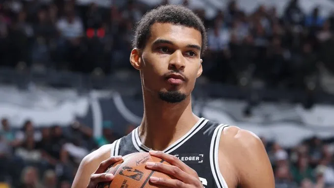开云体育平台-美媒：NBA总决赛历史上从未有球队主场0-2落后后最终夺冠